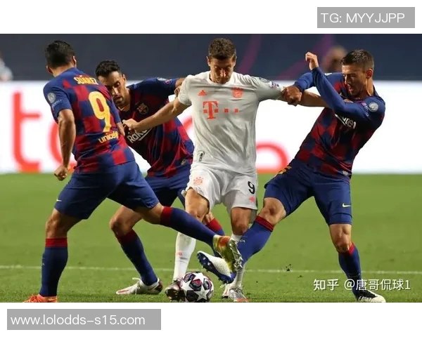 西甲激战：拜仁与巴萨战成平局红牌事件引发全场热议